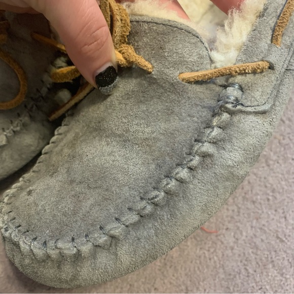 UGG | Grey warm Dakota Women's Slipper - Picture 8 of 10